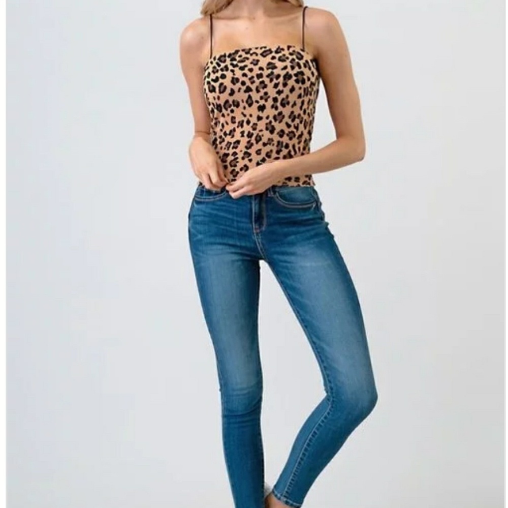 Heart & Hips Skinny Strap Leopard Print Top - Picture 7 of 7
